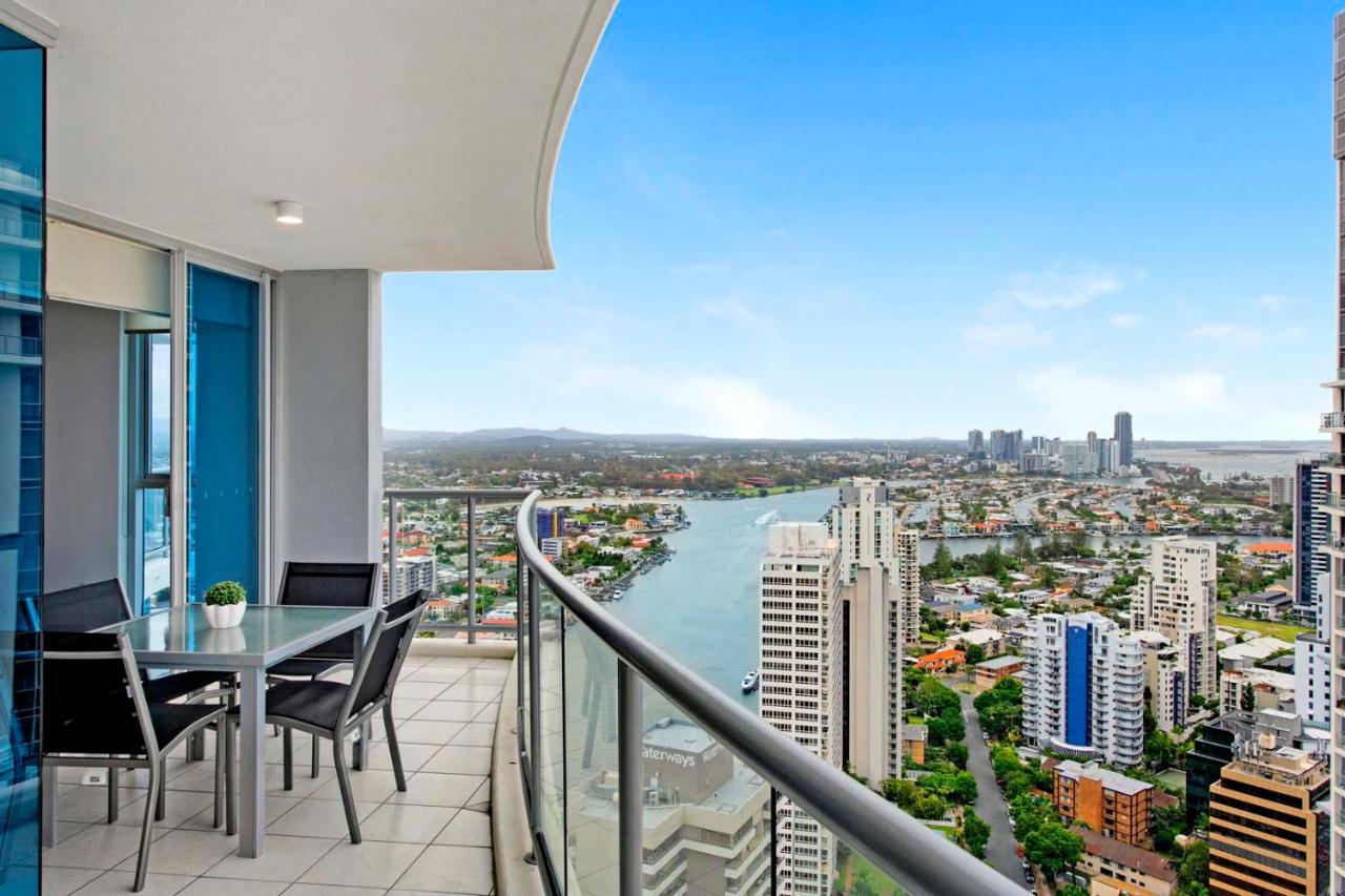 Chevron Renaissance - Self Contained & Privately Managed Apartments โกลด์โคสต์ ภายนอก รูปภาพ